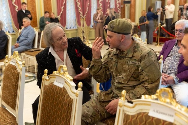 Василь Зінкевич зі старшим сином / © president.gov.ua