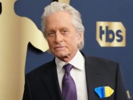 На гала-концерті в Нью-Йорку: оскароносний Майкл Дуглас підтримав Україну символічним жестом