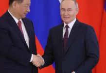 Неочікуваний ефект санкцій: ліпший союзник Москви наживається на її залежності