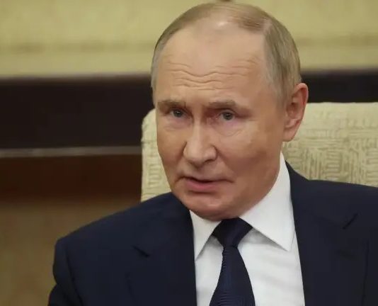 Путін вважав Україну “штучною державою” ще 25 років тому: США розсекретили його розмову з Бушем