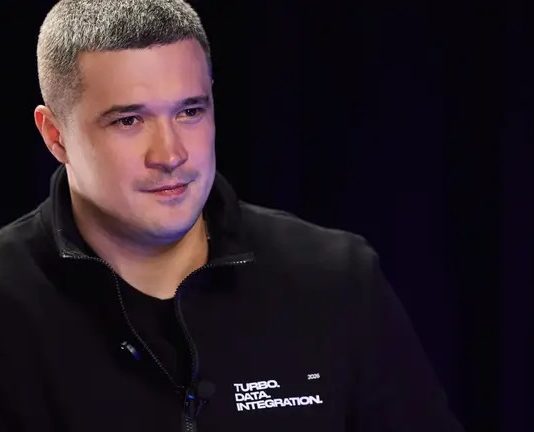 У Bloomberg пояснили, на що робить ставку Зеленський, запропонувавши Федорову очолити Міноборони