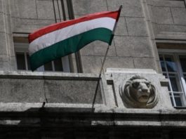 Сенатори США готують санкції проти угорських посадовців через блокування допомоги Україні