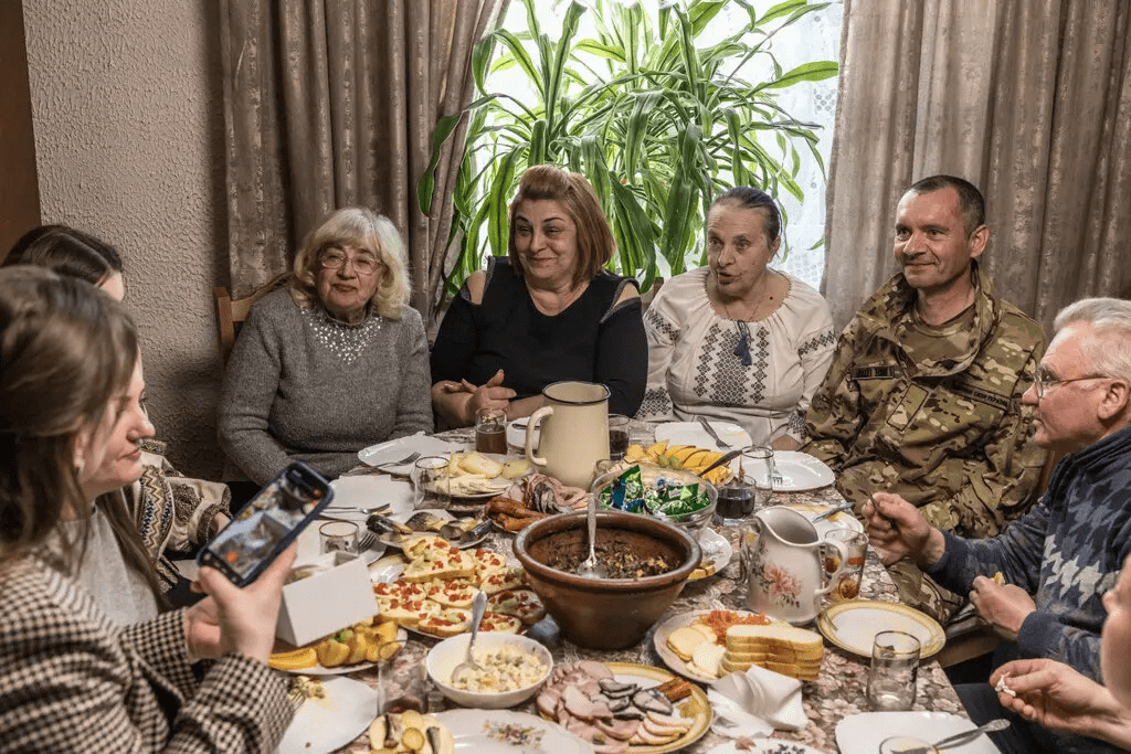 Назар Далецький удома