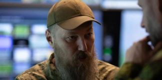 “Не хитайте заради хитати”: Мадяр прокоментував тиск на військового, який кликав на мітинг за Федорова